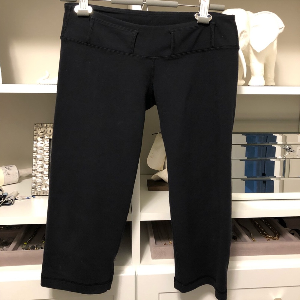 Lululemon capri pants